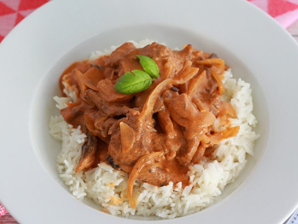 Manzo alla Stroganoff, ricetta rapida e gustosa - foto 2