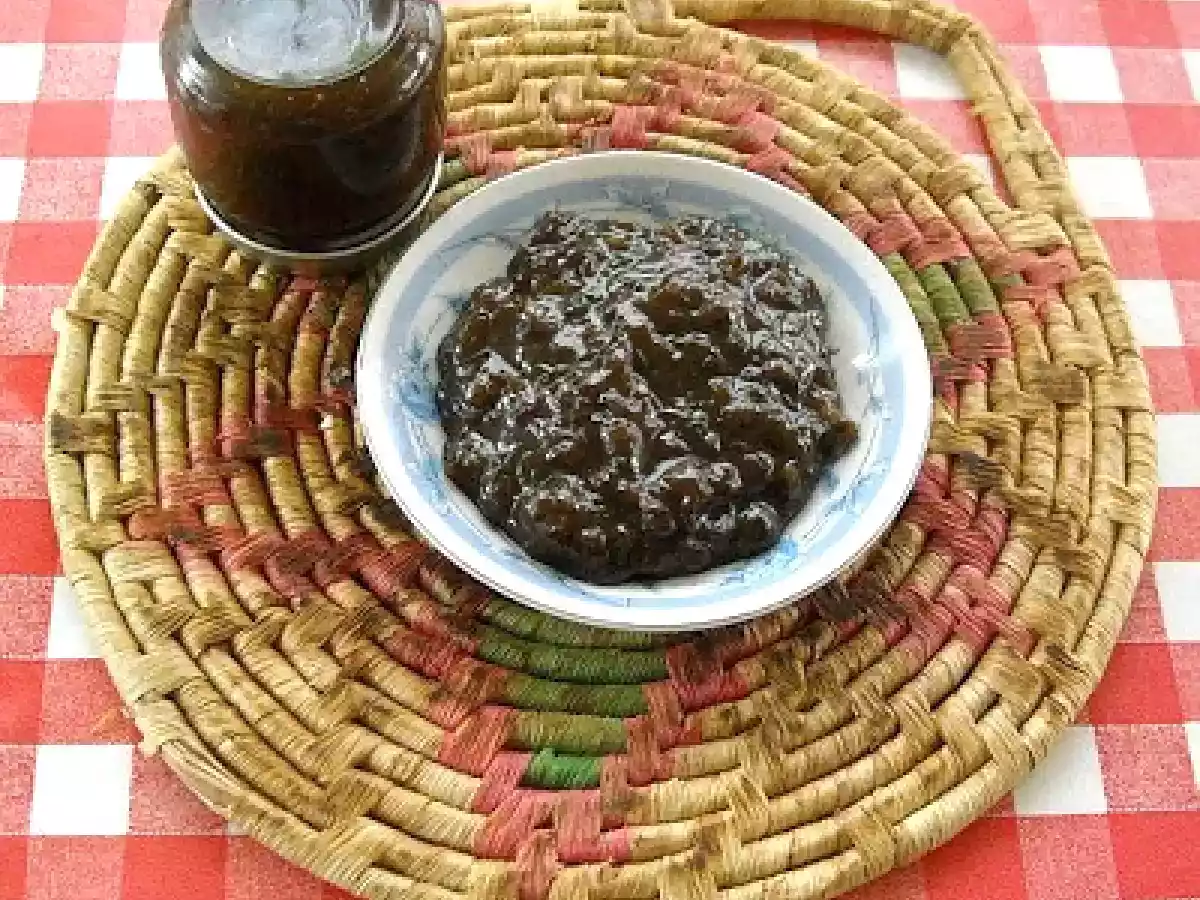 Marmellata di kiwi e cioccolata