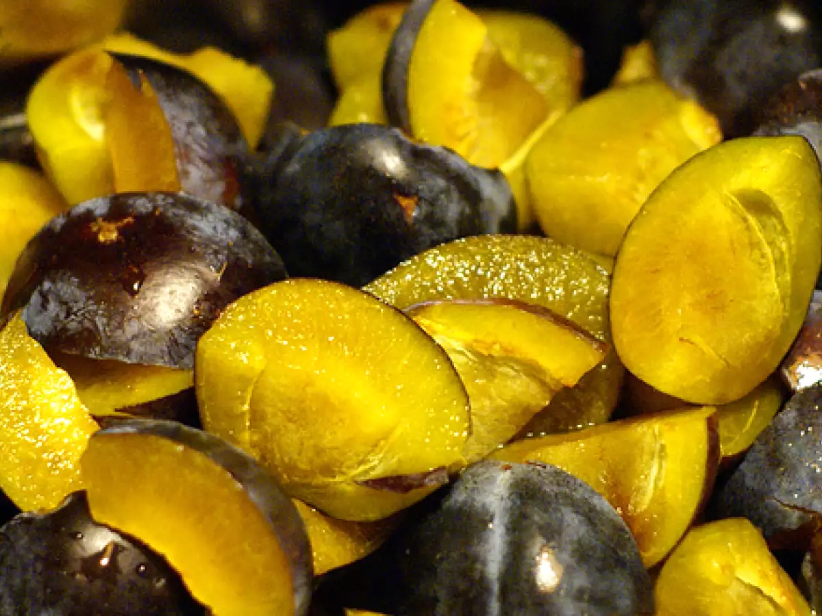 Marmellata di prugne e rabarbaro - foto 3