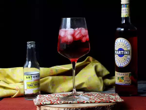 Ricetta Martini tonic analcolico: l'aperitivo che ti conquista!