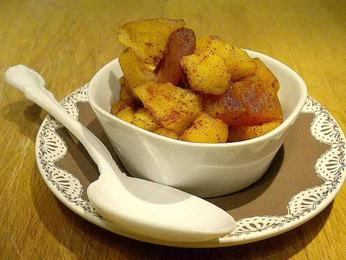 Mele e albicocche secche al forno alla cannella