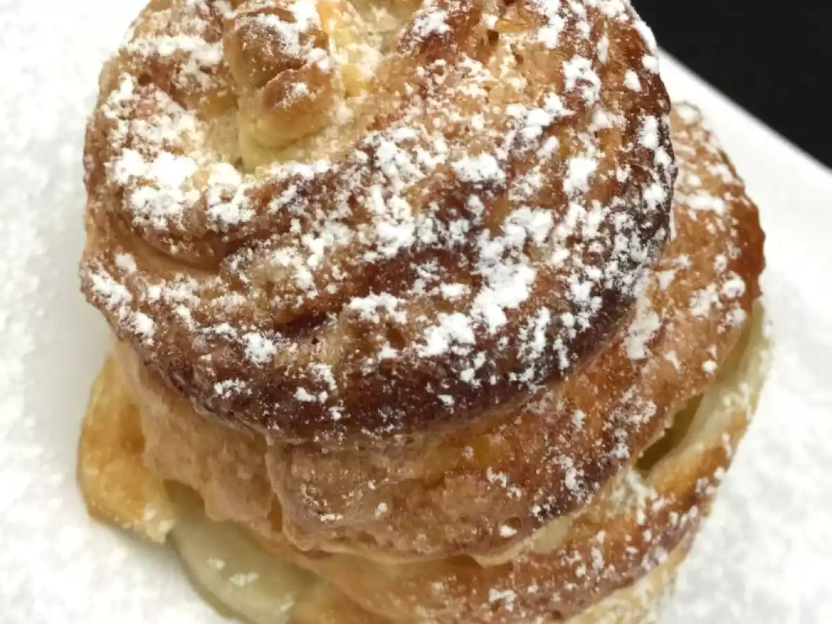 Mele in pasta sfoglia