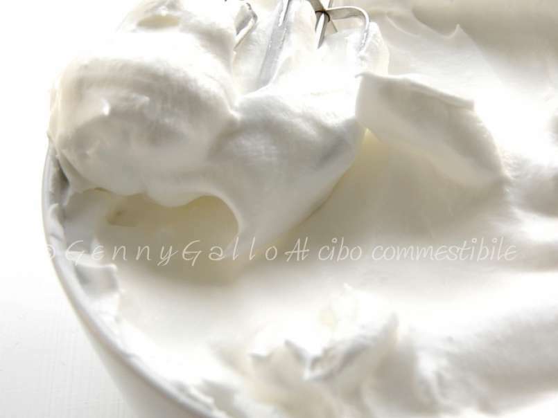 Meringata allo yogurt :gelato con il latte condensato - foto 3