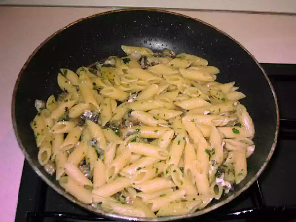 Mezze Penne con le sardine - foto 3