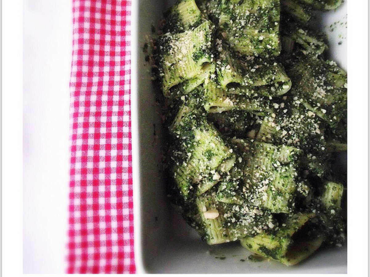 Mezzi paccheri in salsa di spinaci, ricotta e mandorle - foto 2
