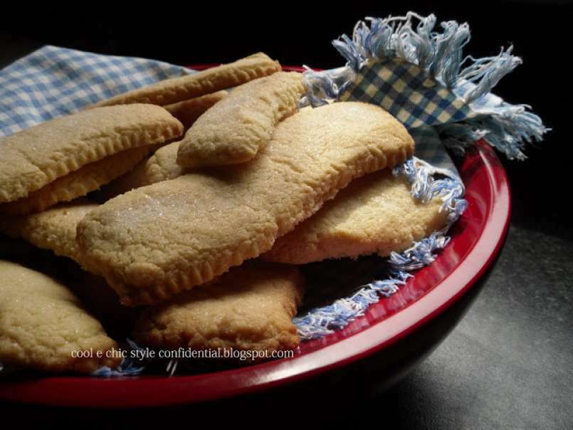 Mezzo chilo di buoni biscotti...il segreto della felicità - foto 2