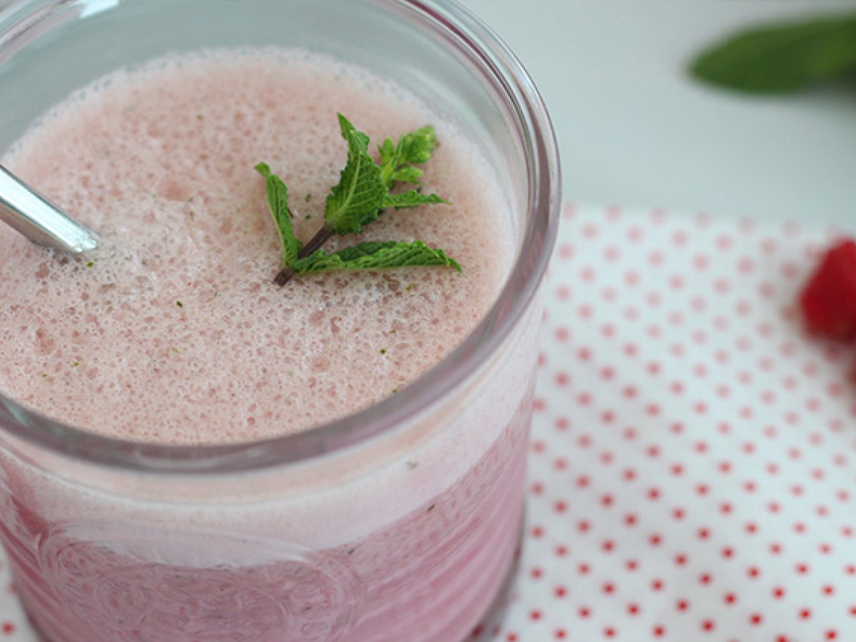 Milkshake vegano lamponi e menta - foto 2