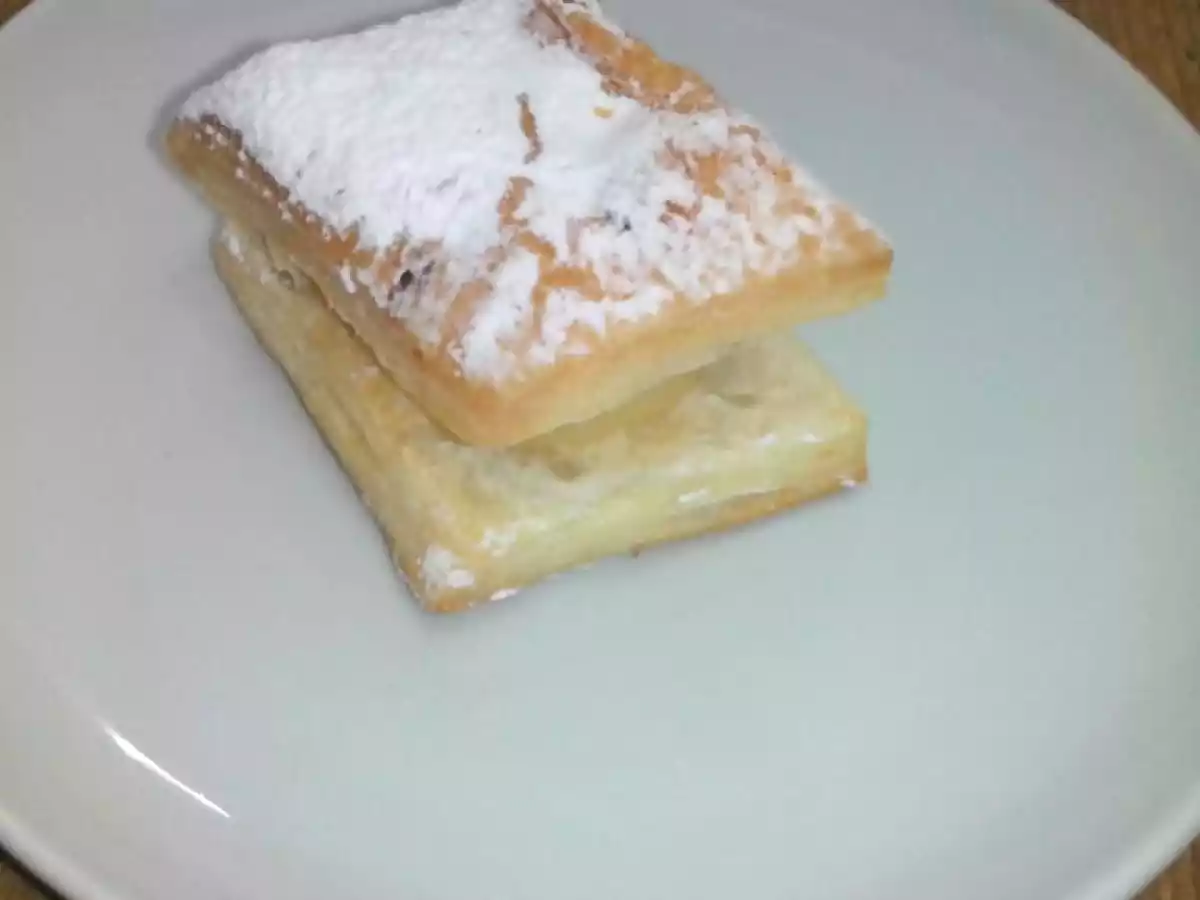 Millefoglie con crema pasticcera al profumo d’arancia