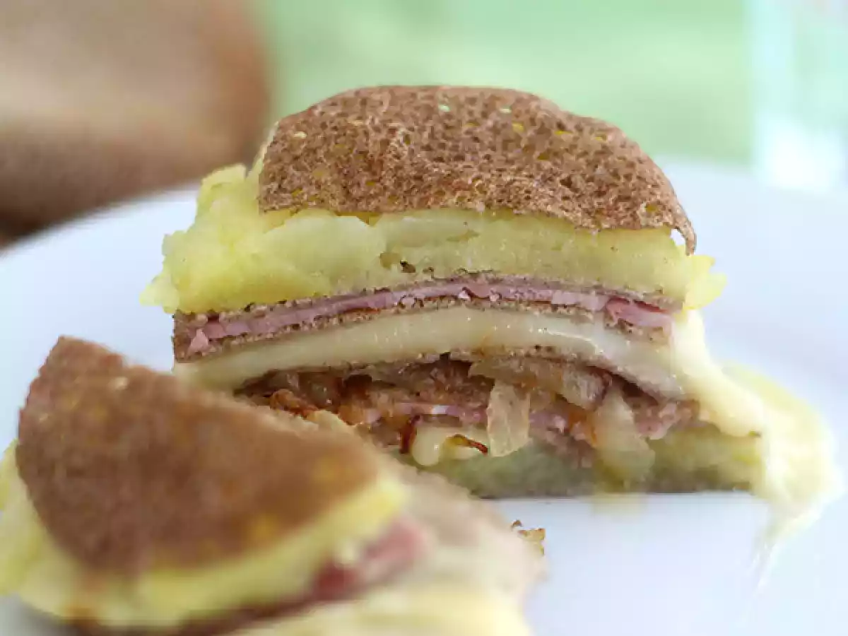 Millefoglie di grano saraceno con patate e scamorza - foto 3