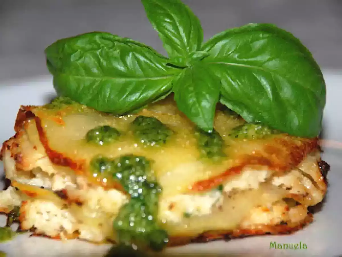 Millefoglie di patate con baccalà al latte e pesto