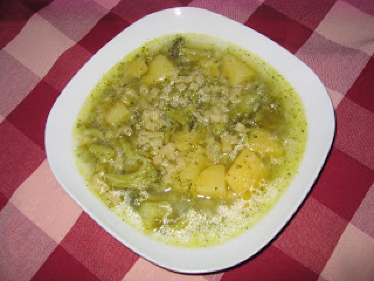 Minestra di broccoli e patate