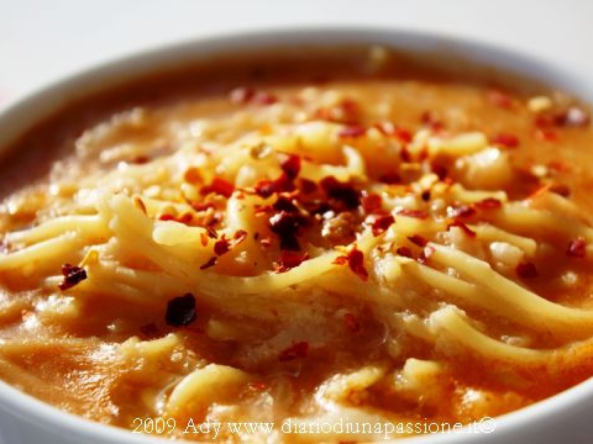 Minestra di cavolfiore con spaghetti spezzati - foto 2