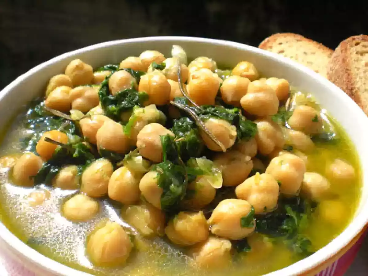 Minestra di Ceci e Spinaci profumata al Rosmarino - foto 3