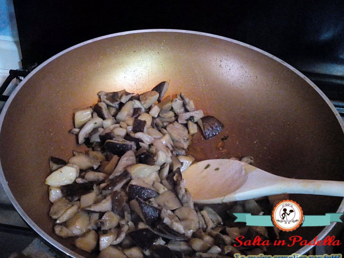 Minestra di Fregola con funghi Cardoncelli - foto 4