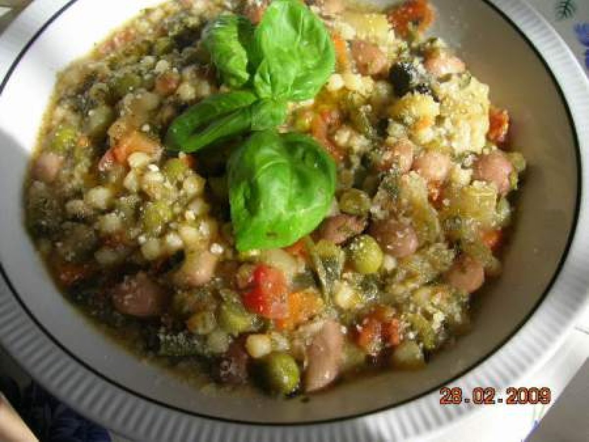 Minestrone con fregola