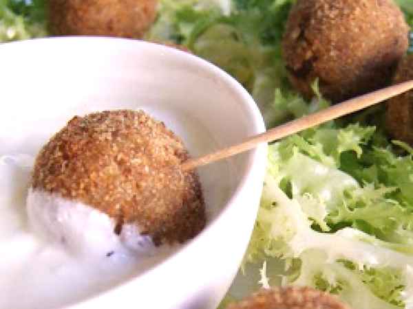 MINI POLPETTE DI MELANZANE IN SALSA TZATZIKI
