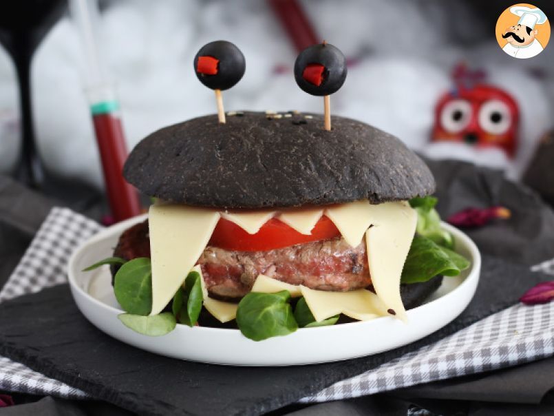 Monster Burger, il cheeseburger da preparare assolutamente per Halloween