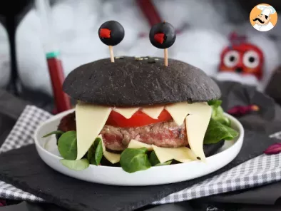 Monster Burger, il cheeseburger da preparare assolutamente per Halloween