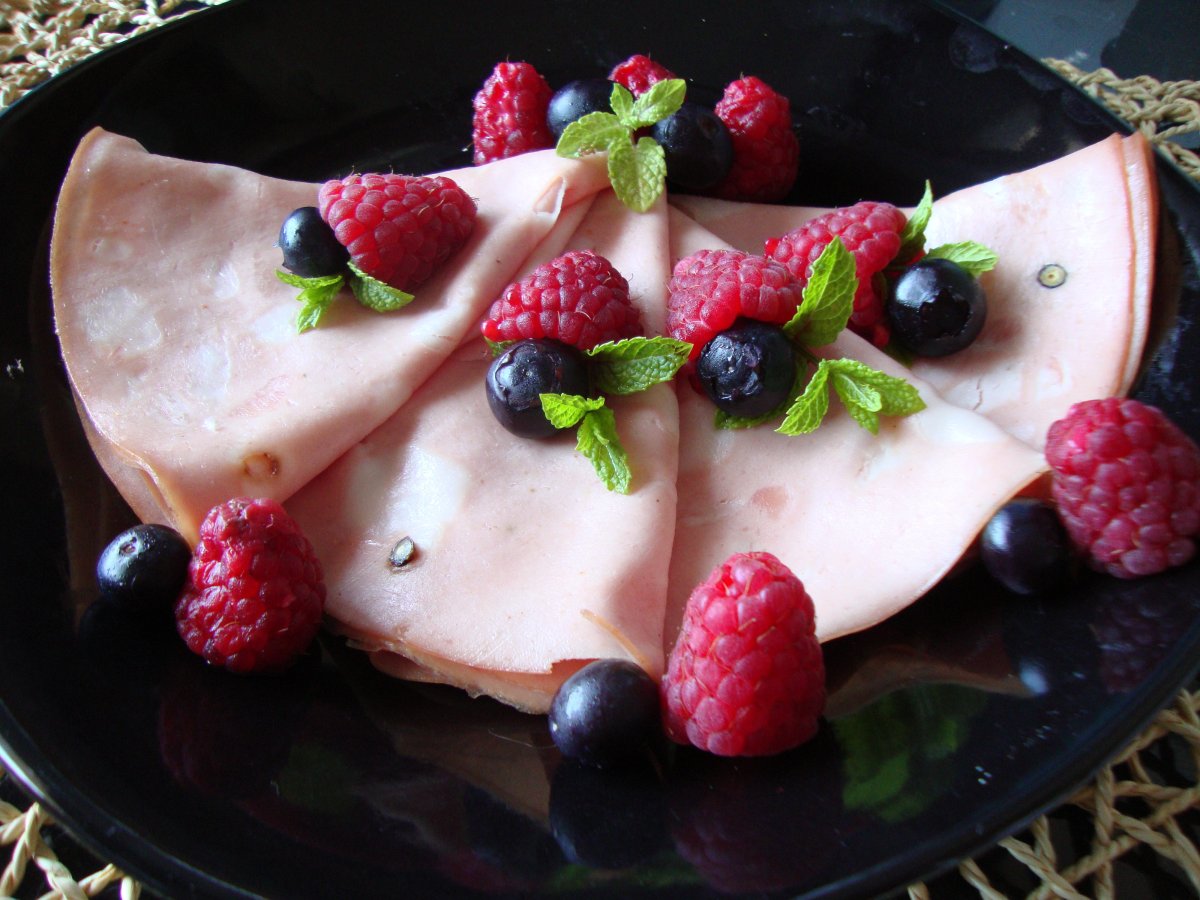 Mortadella e frutti di bosco