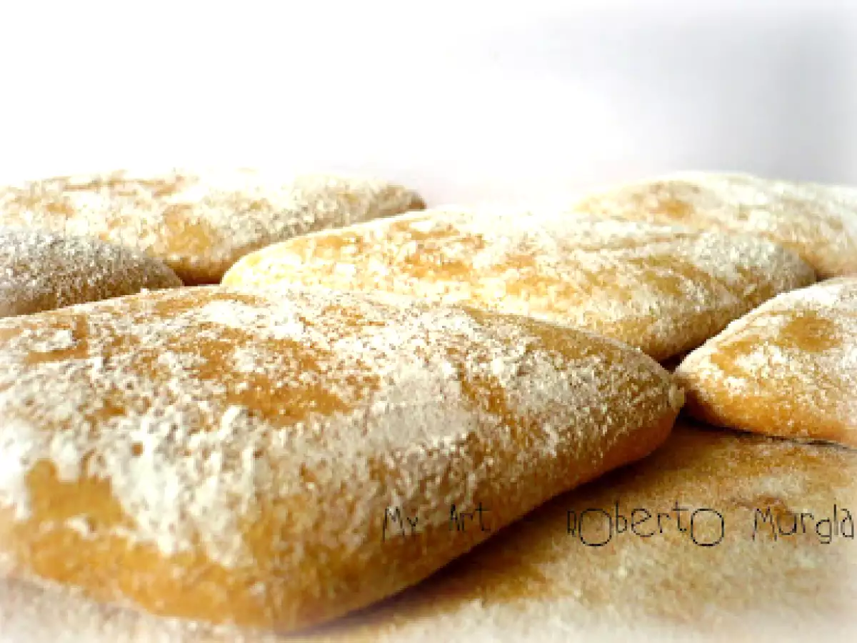 Mostaccioli oristanesi soffici e glassati: il dolce sardo speziato da provare - foto 3