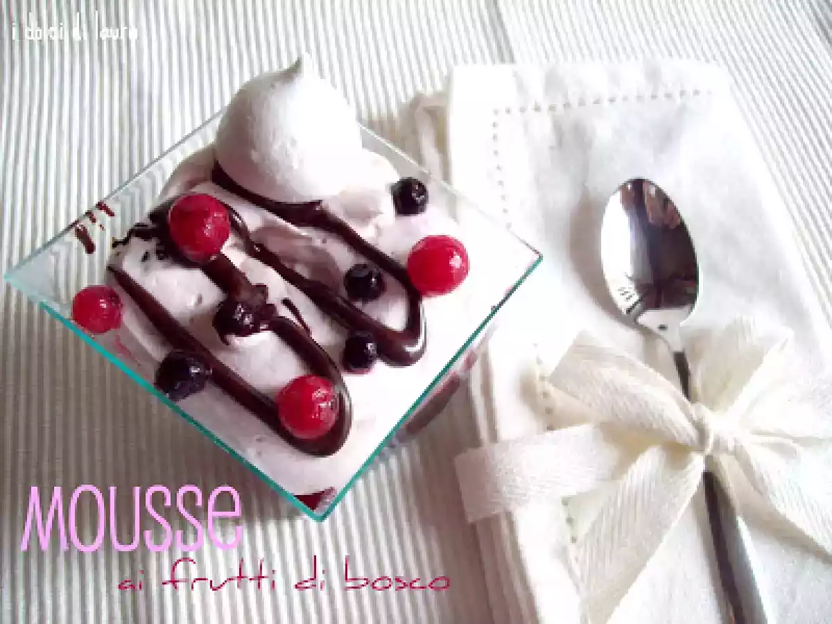 Mousse ai frutti di bosco