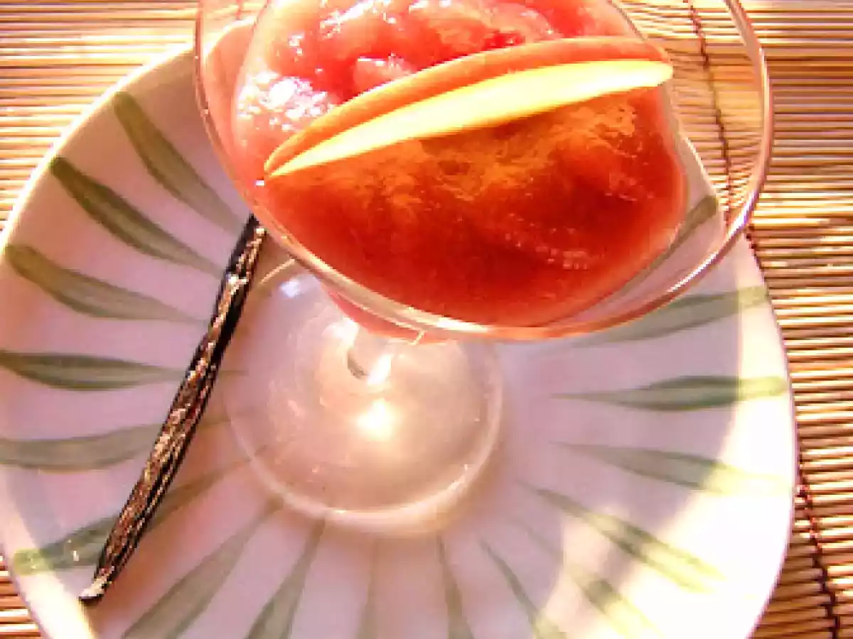 Mousse di frutta al karkadè