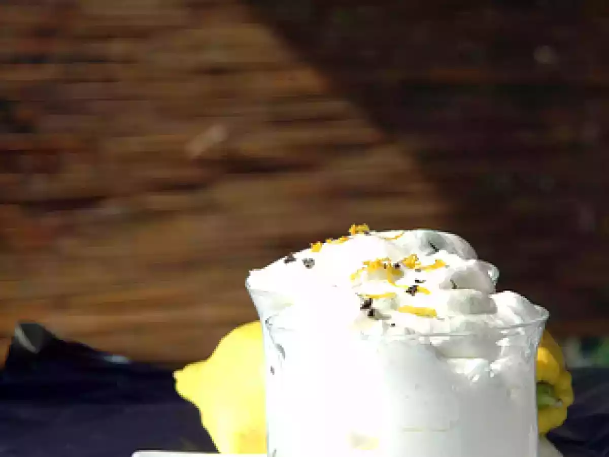 Mousse di limone e vaniglia