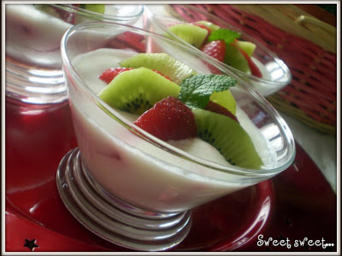 MOUSSE DI YOGURT GRECO E FRUTTA - foto 2