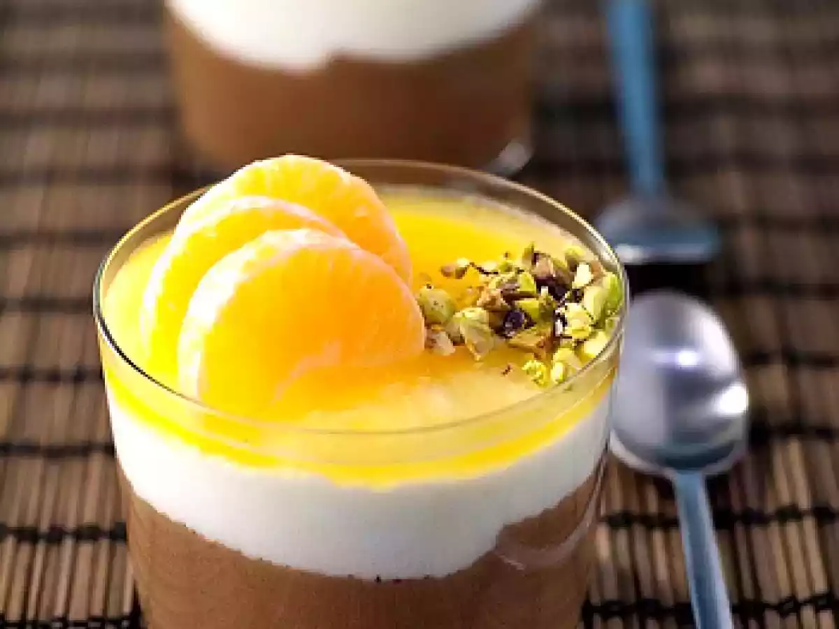 Mousse ricotta e cioccolato con geleè al mandarino