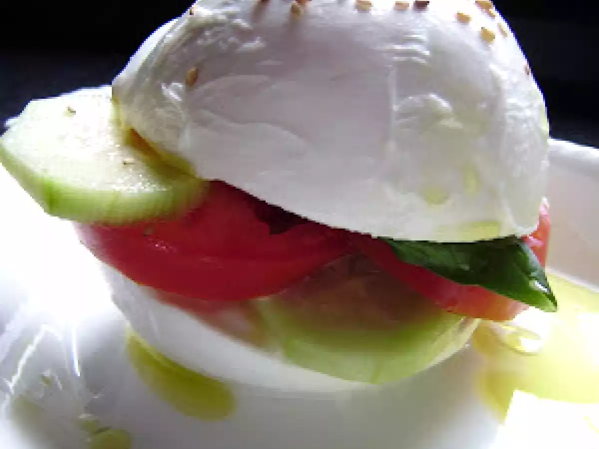 Mozzarella imbottita, pranzare all'aperto