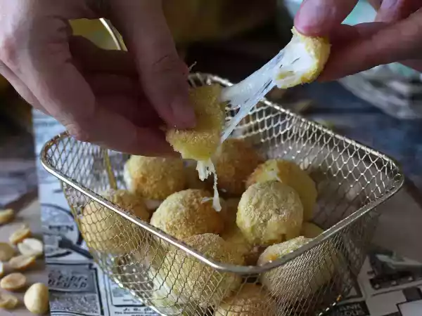 Ricetta Mozzarelline in friggitrice ad aria