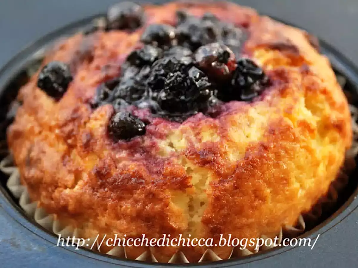 Muffin al cioccolato bianco e frutti rossi - foto 2