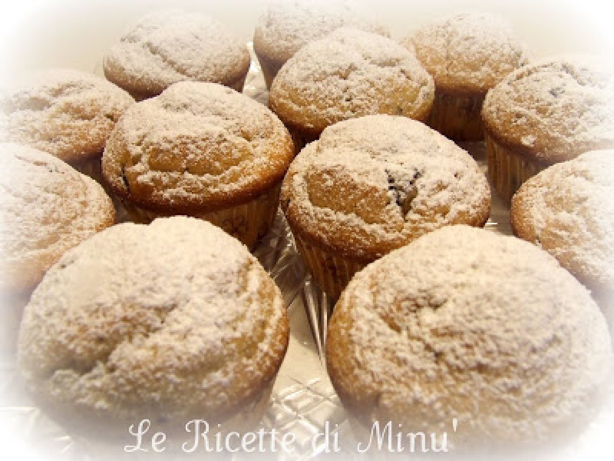 Muffin alla vaniglia con pezzi di cioccolato fondente - foto 5