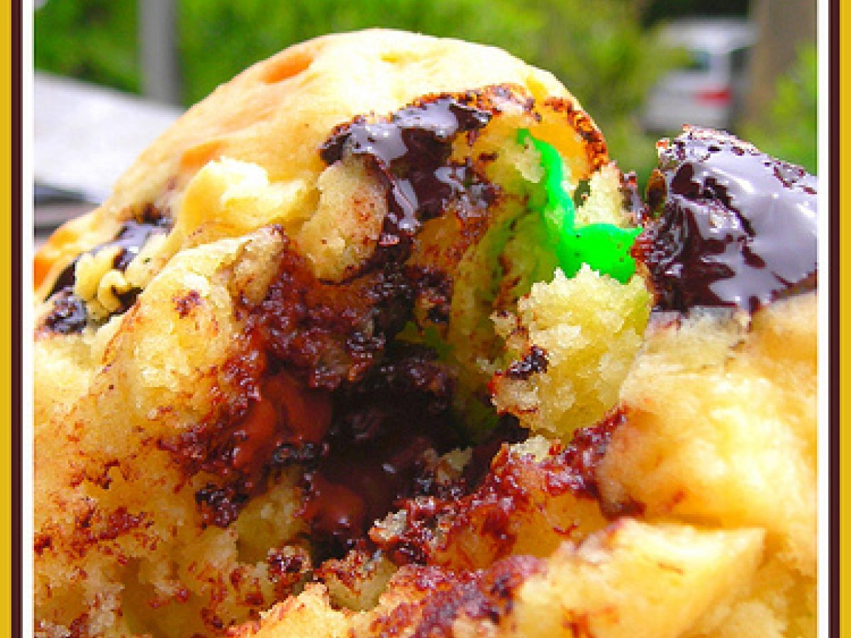MUFFIN ALLE MELE E CIOCCOLATO EXTRA FONDENTE, foto 3