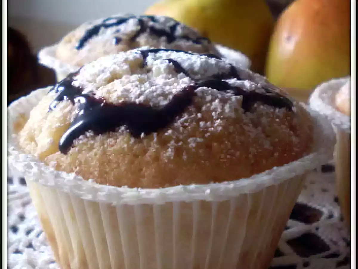MUFFIN BIANCHI CON ALBUMI, MELE E COCCO - foto 2