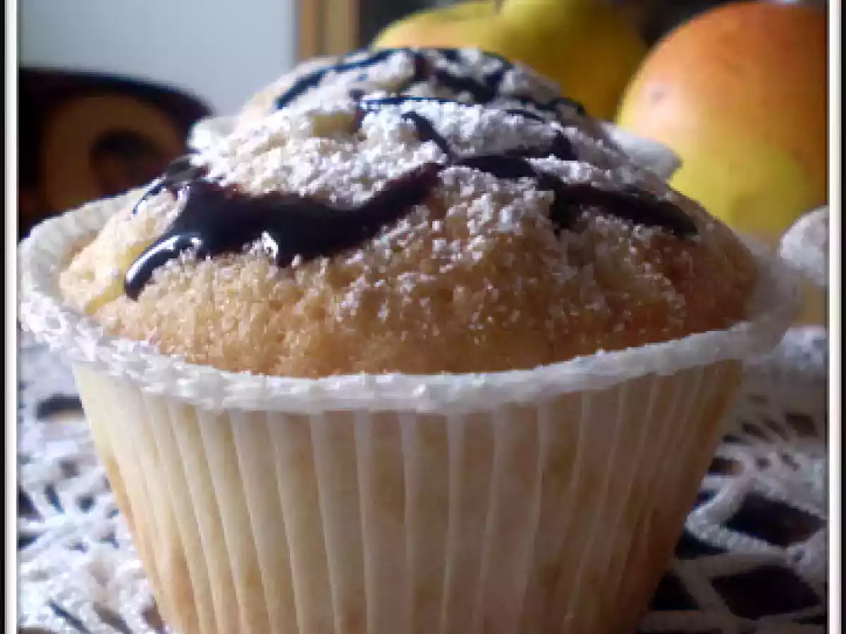 MUFFIN BIANCHI CON ALBUMI, MELE E COCCO - foto 3