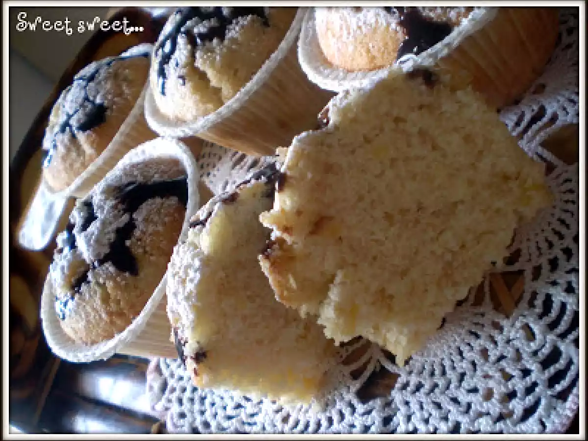 MUFFIN BIANCHI CON ALBUMI, MELE E COCCO - foto 8