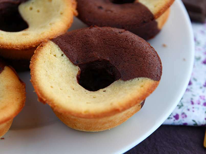 Muffin bicolore con cuore fondente al cioccolato - foto 2