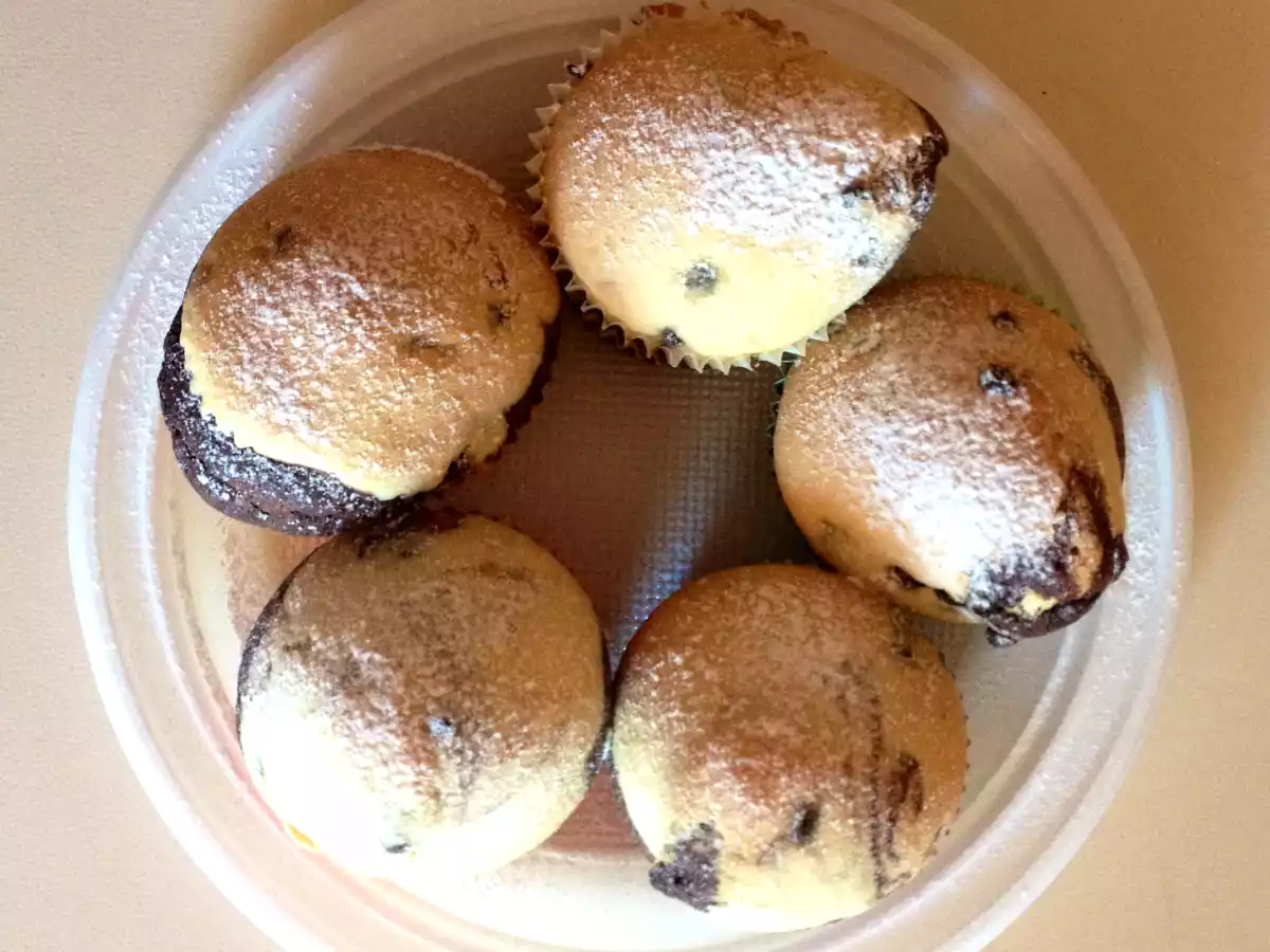 Muffin bicolore senza uova, latte e burro