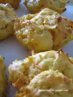 Muffin con carote e formaggio