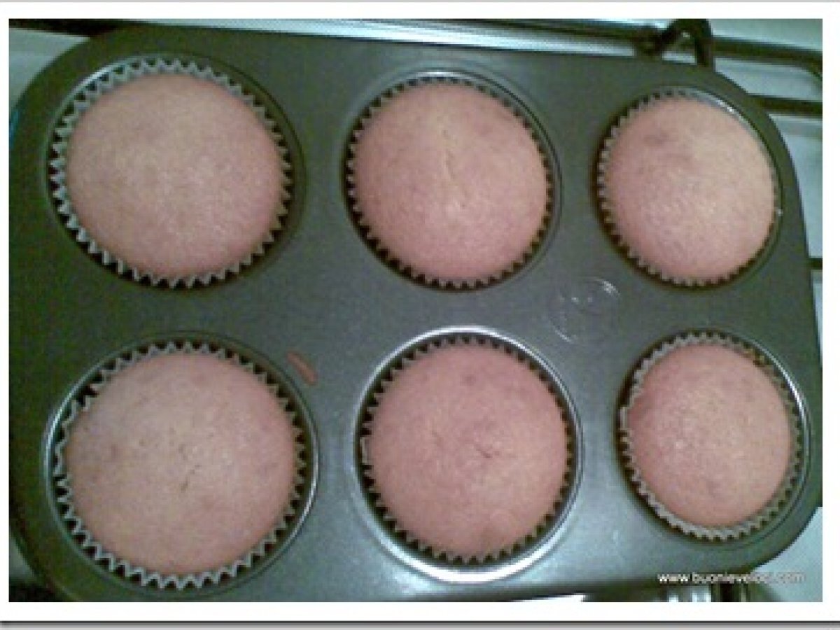 Muffin con cuore di marmellata di ciliegie, foto 2