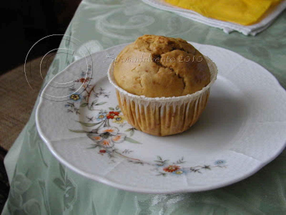 Muffin con le spezie e lo yogurt intero