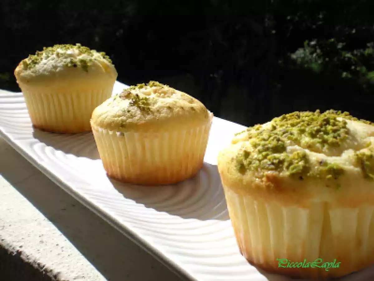 Muffin con Ricotta, Agrumi e granella di Pistacchio - foto 4
