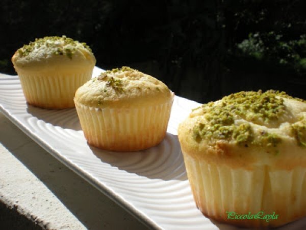 Muffin con Ricotta, Agrumi e granella di Pistacchio, foto 4