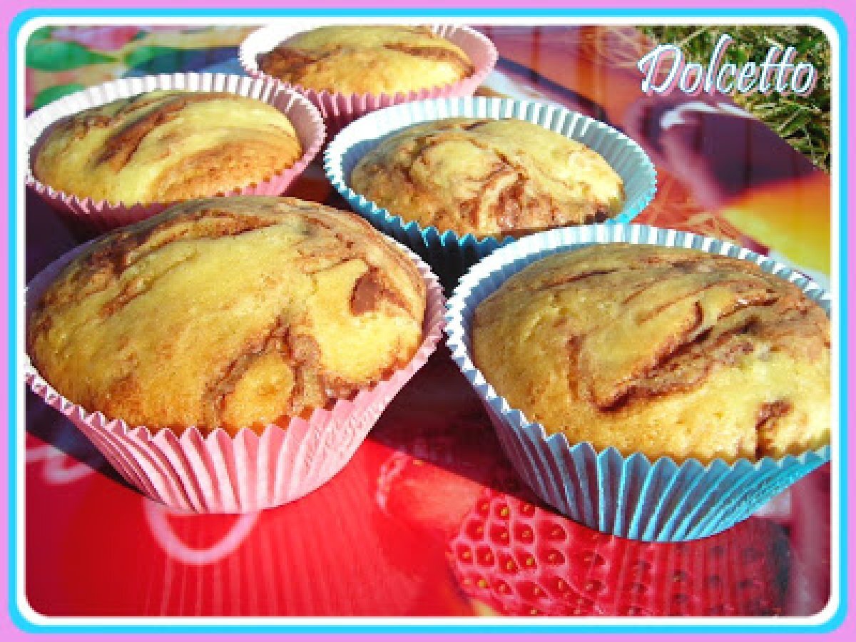 MUFFIN DI FARINA DI RISO E RISO-LATTE VARIEGATI ALLA NUTELLA