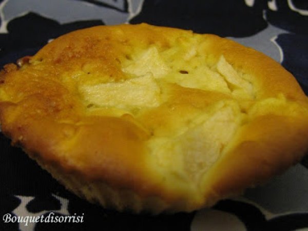 MUFFIN DI MELE SENZA BURRO E SENZA OLIO