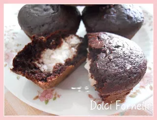 Muffins al cioccolato con ripieno al cocco - Ricetta Petitchef