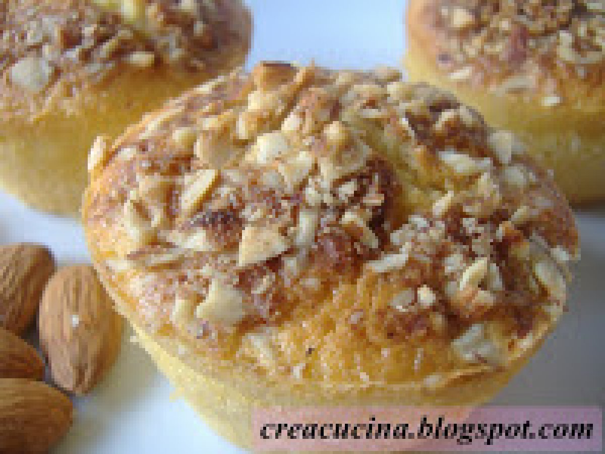 MUFFINS AL MANGO IN CROSTA DI MANDORLE E CANNELLA - foto 9