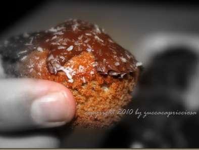 Muffins cioccolatosi al succo di mirtillo