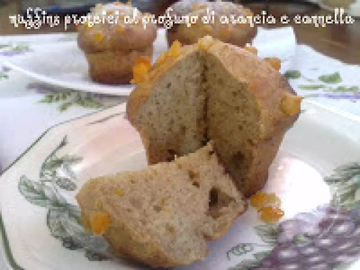 MUFFINS PROTEICI AL PROFUMO DI ARANCIA E CANNELLA - foto 3